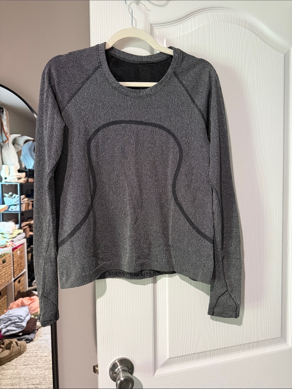 Lululemon swiftly tech race length long sleeve top